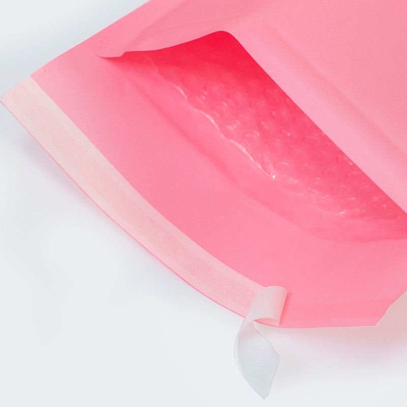 Bublinková obálka černá, CD 200x175 mm, balení 100 ks EKO TAP Comebag®